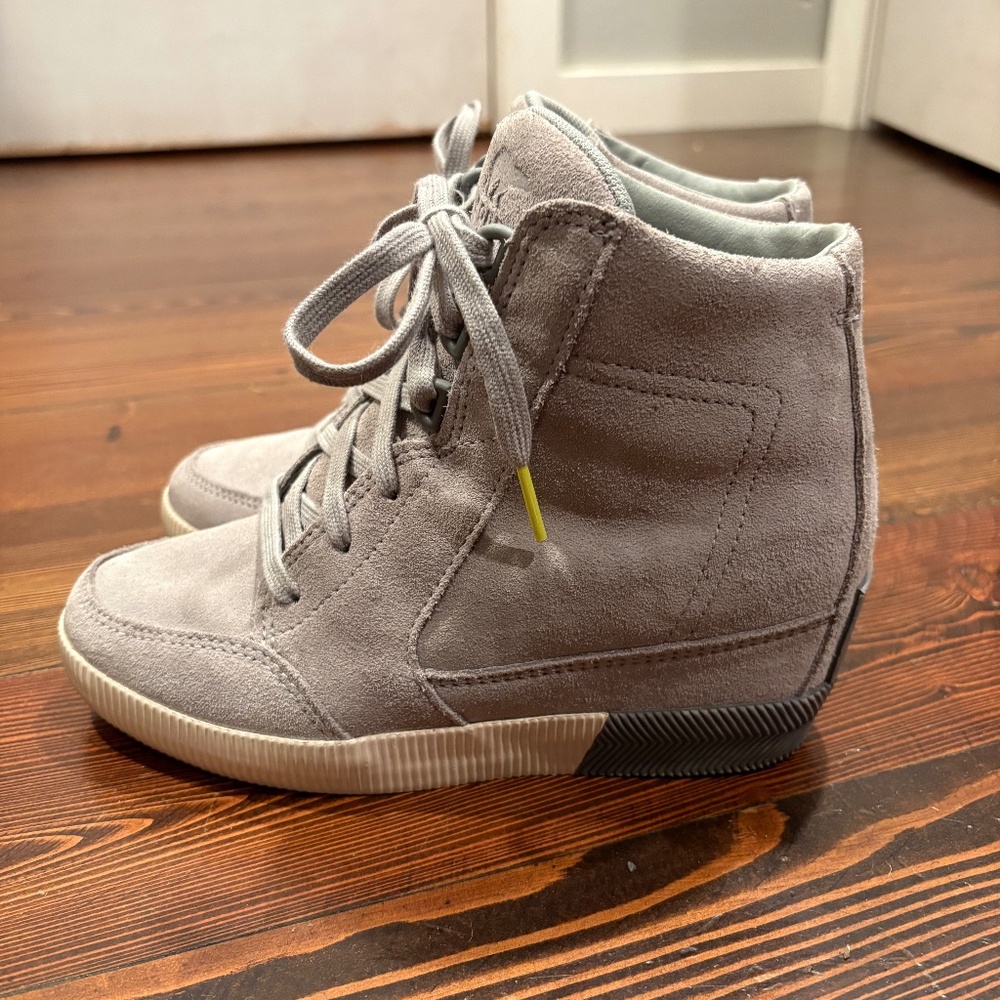 Sorel wedge boots